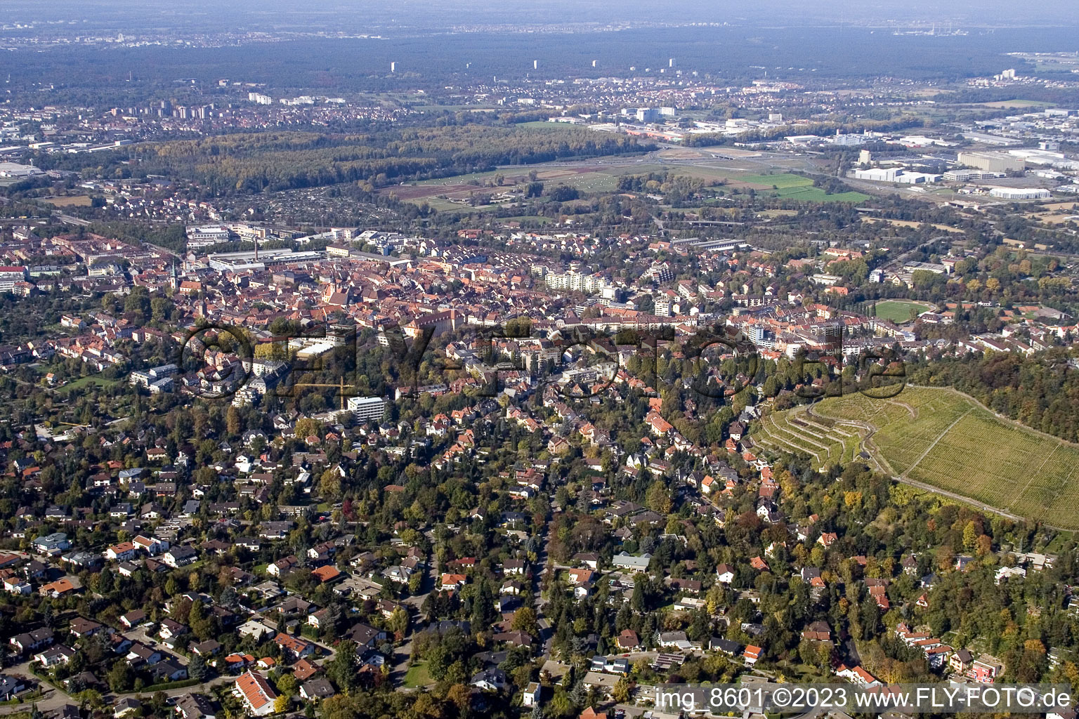 Durlach von Südosten in Karlsruhe im Bundesland Baden-Württemberg, Deutschland