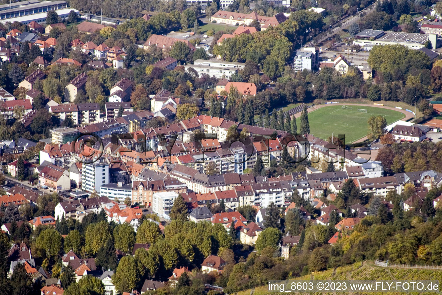 Ortsteil Durlach in Karlsruhe im Bundesland Baden-Württemberg, Deutschland von oben gesehen