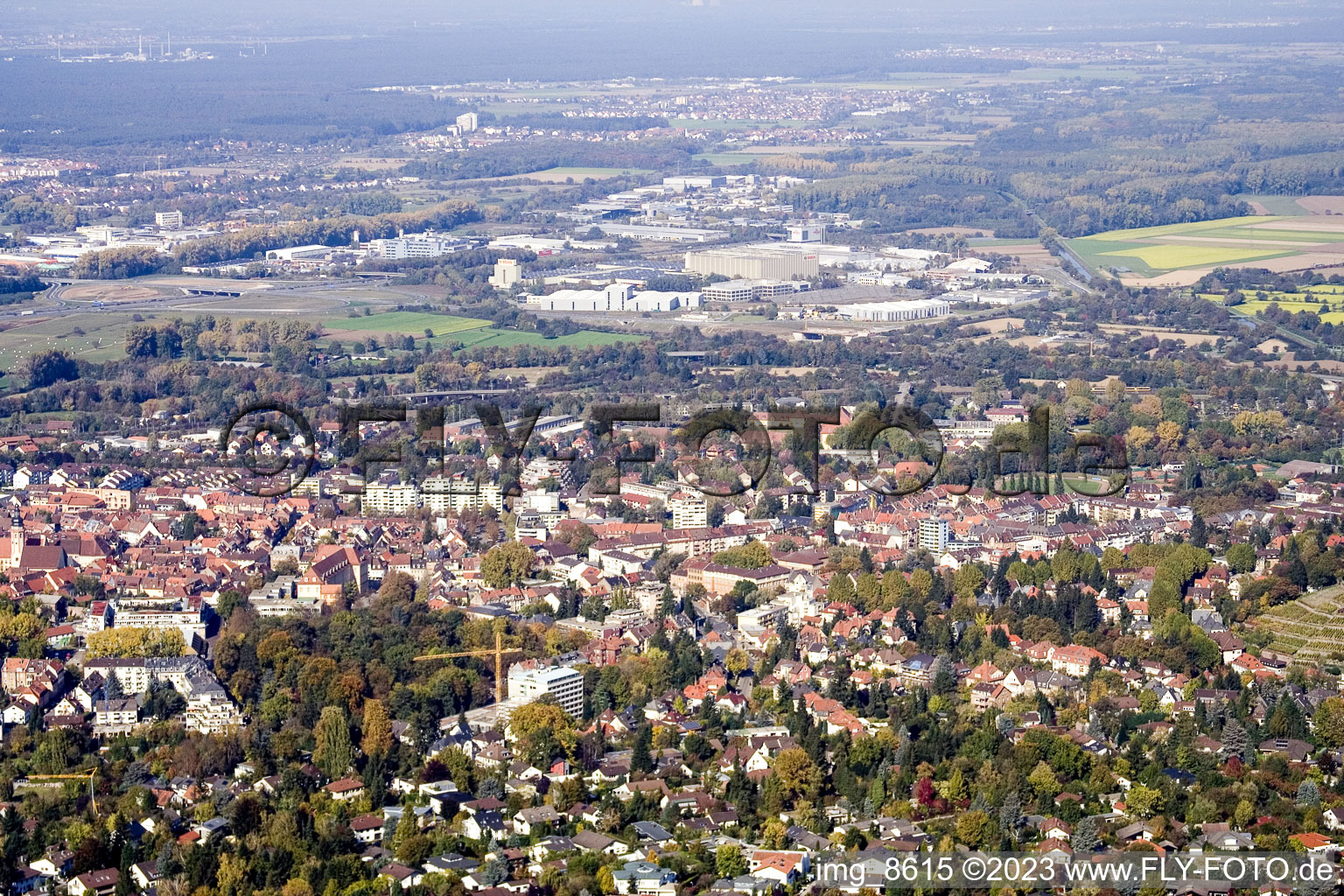 Luftaufnahme von Durlach von Süden in Karlsruhe im Bundesland Baden-Württemberg, Deutschland