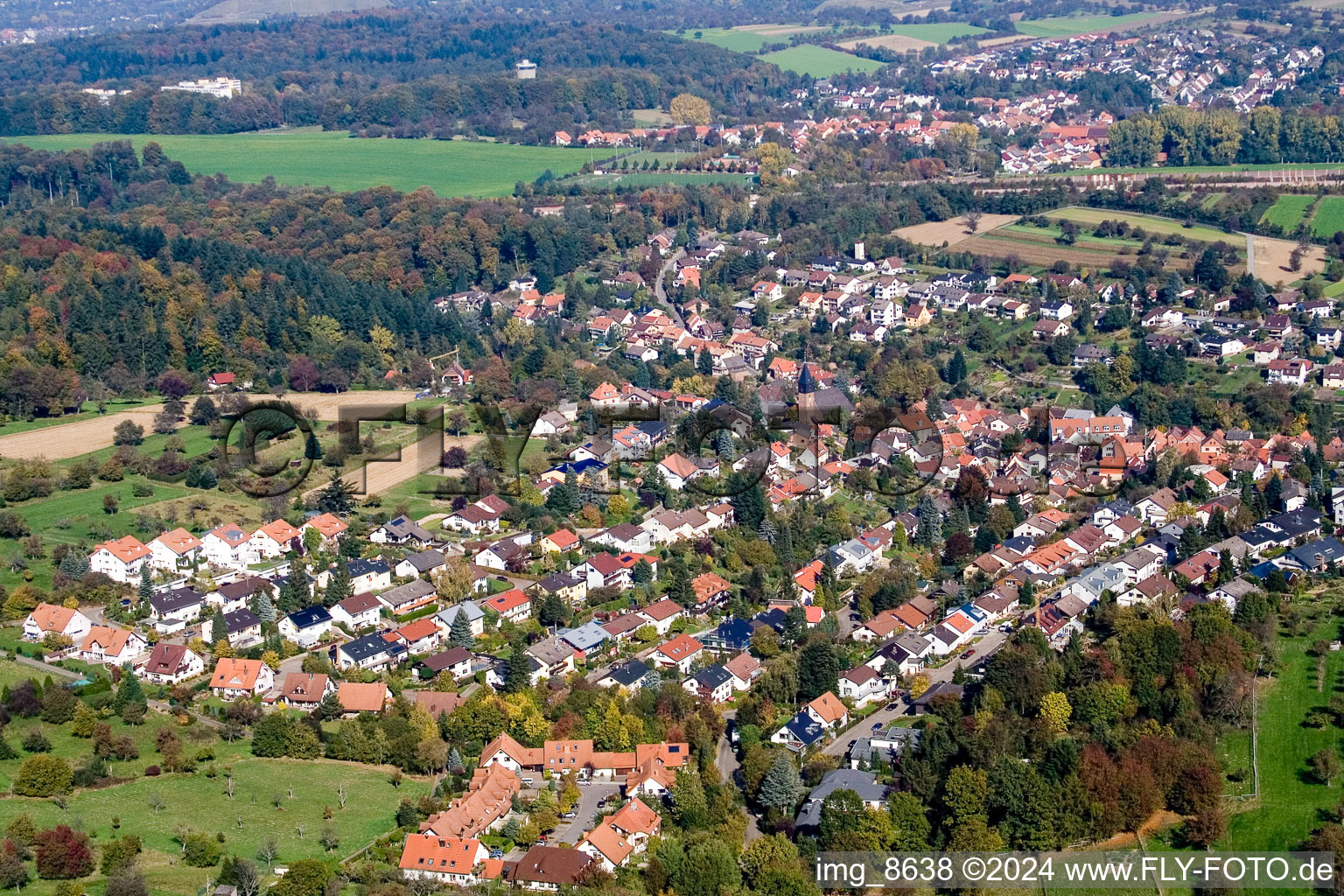 Luftbild von Dorf - Ansicht im Ortsteil Grünwettersbach in Karlsruhe im Bundesland Baden-Württemberg, Deutschland
