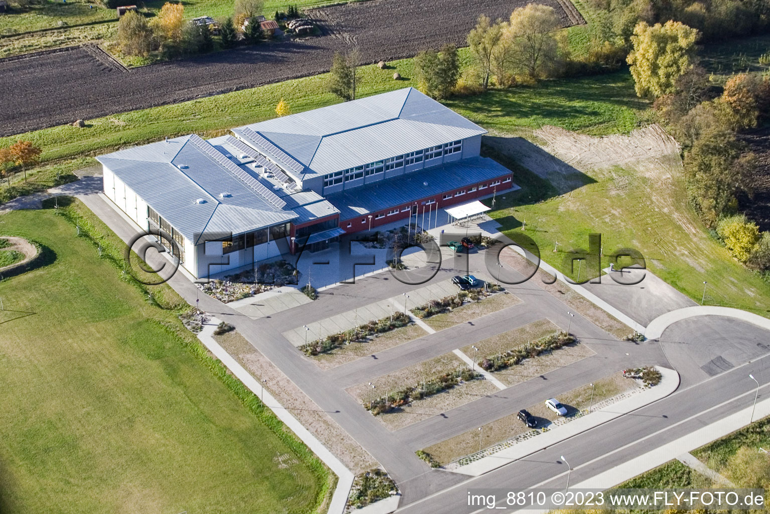 Kandel, Bienwaldhalle im Bundesland Rheinland-Pfalz, Deutschland vom Flugzeug aus