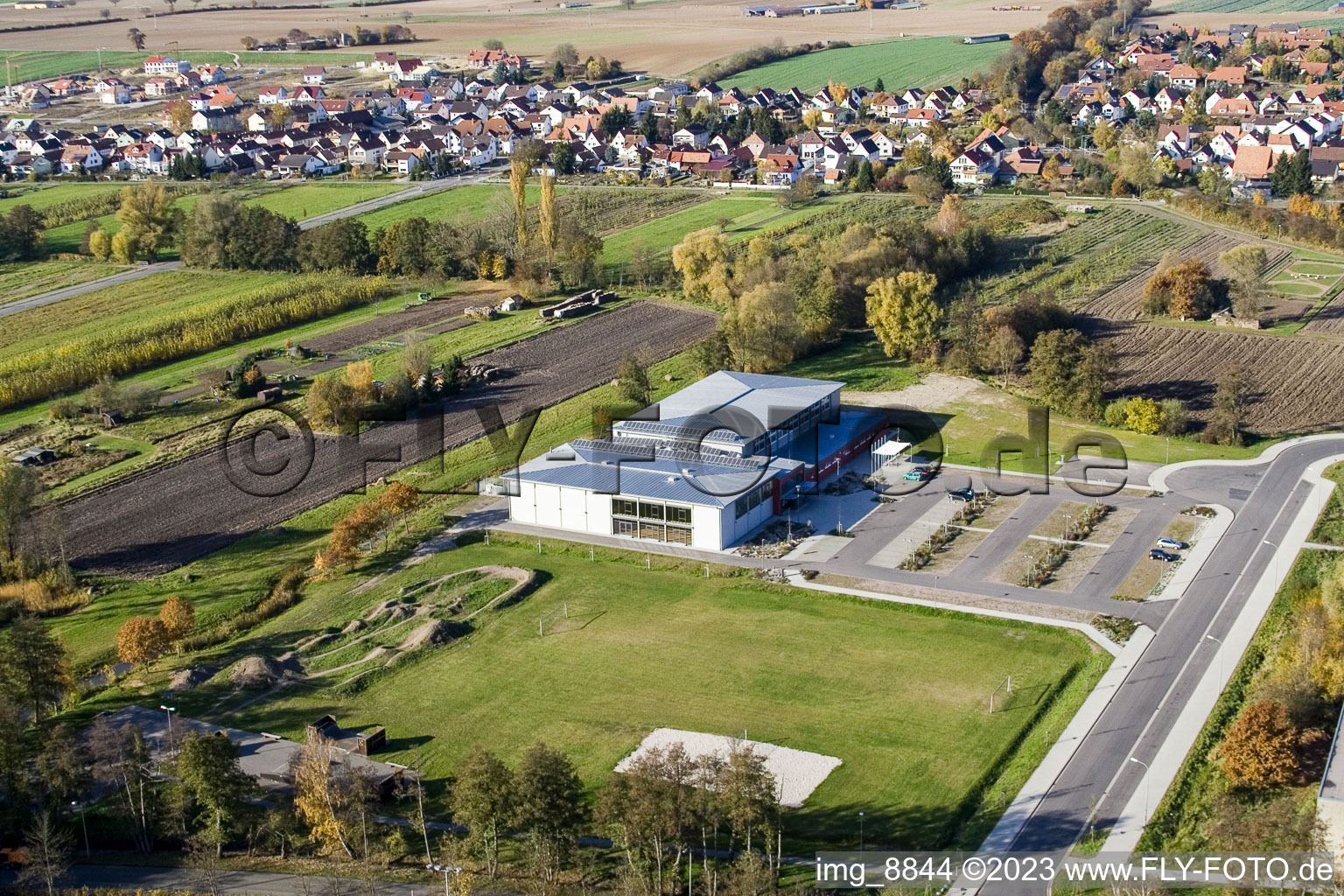 Kandel, Bienwaldhalle im Bundesland Rheinland-Pfalz, Deutschland aus der Vogelperspektive