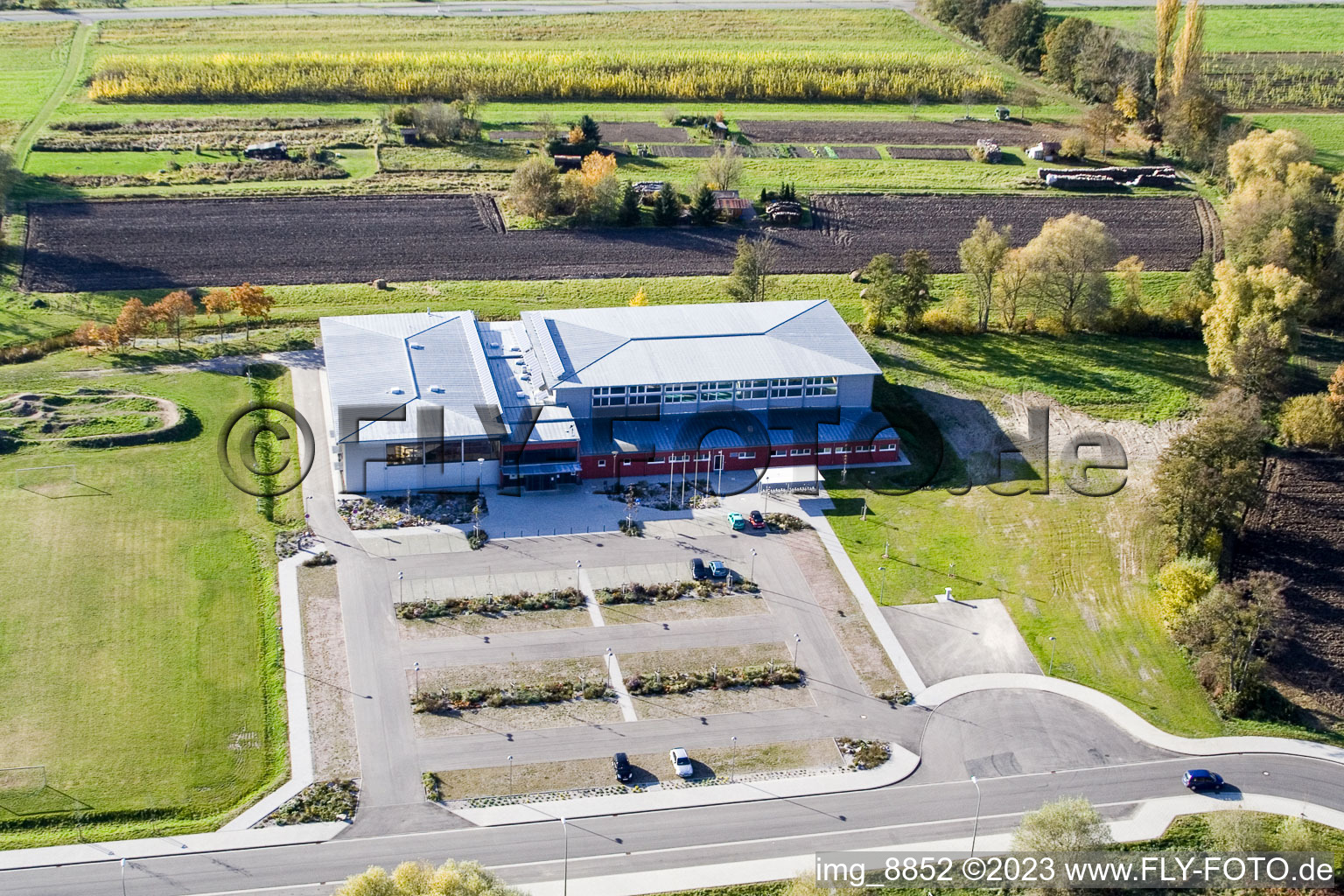 Kandel, Bienwaldhalle im Bundesland Rheinland-Pfalz, Deutschland von der Drohne aus gesehen