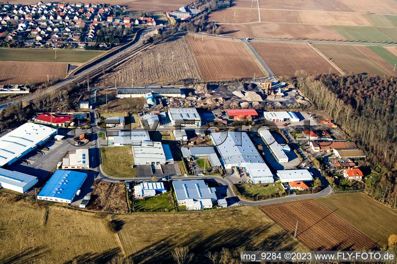 Rohrbach, Gewerbegebiet im Bundesland Rheinland-Pfalz, Deutschland aus der Luft betrachtet