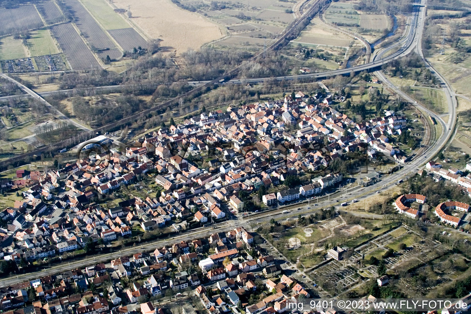 Knielingen von Norden in Karlsruhe im Bundesland Baden-Württemberg, Deutschland