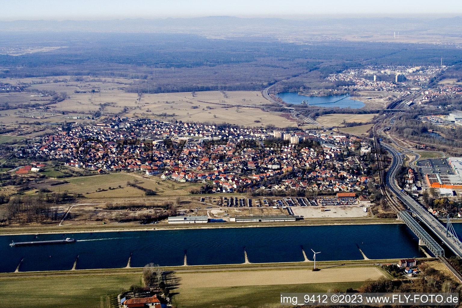 Luftbild von Maximiliansau von Osten in Wörth am Rhein im Bundesland Rheinland-Pfalz, Deutschland