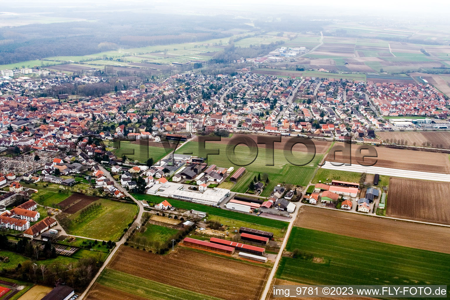 Ortsteil Herxheim in Herxheim bei Landau/Pfalz im Bundesland Rheinland-Pfalz, Deutschland von oben