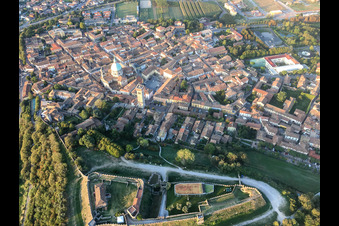 Basilica di San Giovanni Battista in Lonato del Garda im Bundesland Brescia, Italien