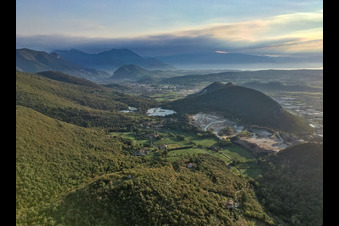 Buco Del Frate in Paitone im Bundesland Brescia, Italien