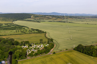 Luftaufnahme von Camping Drei Gleichen im Ortsteil Mühlberg im Bundesland Thüringen, Deutschland