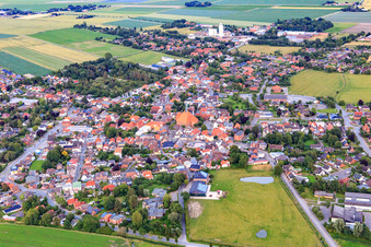 Luftbild von Wesselburen von Nordwesten im Bundesland Schleswig-Holstein, Deutschland