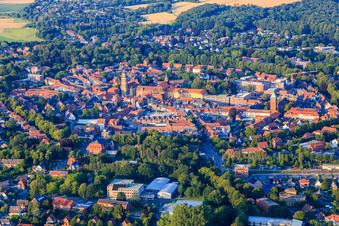 Historische Altstadt aus Westen im Ortsteil Coesfeld-Stadt im Bundesland Nordrhein-Westfalen, Deutschland
