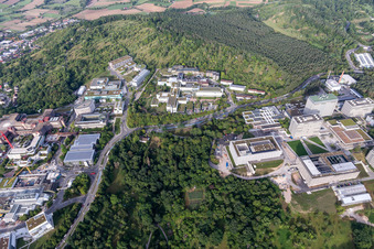 Luftbild von Clinic grounds of the university clinic and campus of the university in Tübingen in the state Baden-Wuerttemberg, Germany im Bundesland Baden-Württemberg, Deutschland