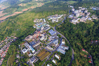 Schrägluftbild von BG Klinik, Universität und Universitätsklinikum Tübingen im Bundesland Baden-Württemberg, Deutschland