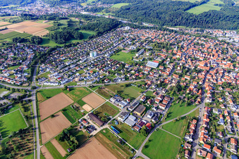 Kirchentellinsfurt von Osten im Bundesland Baden-Württemberg, Deutschland