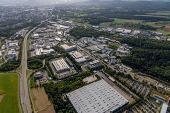 Gebäude des Einrichtungshaus - Möbelmarkt Braun Möbel-Center GmbH & Co. KG im Ortsteil Jettenburg in Kusterdingen im Bundesland Baden-Württemberg, Deutschland