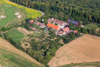 Golfclub Schloss Kressbach im Ortsteil Weilheim in Tübingen im Bundesland Baden-Württemberg, Deutschland