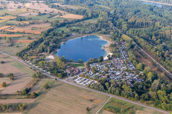 Wohnwagen und Zelte- Campingplatz - und Zeltplatz Rastatter-Freizeitparadies GmbH und Golfclub Altrhein e.V. in Plittersdorf im Bundesland Baden-Württemberg, Deutschland