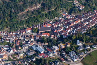 Kirchengebäude Oppenau im Altstadt- Zentrum der Innenstadt in Oppenau im Bundesland Baden-Württemberg, Deutschland