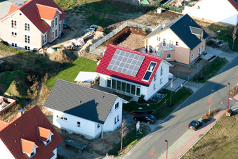 Neubaugebiet An den Tongruben in Rheinzabern im Bundesland Rheinland-Pfalz, Deutschland aus der Drohnenperspektive