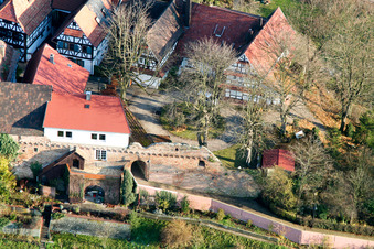 Schrägluftbild von Hinterstädl, Ludwigstraße Stadtmauer in Jockgrim im Bundesland Rheinland-Pfalz, Deutschland