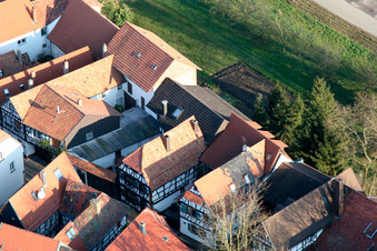 Hinterstädl, Ludwigstraße Stadtmauer in Jockgrim im Bundesland Rheinland-Pfalz, Deutschland von oben
