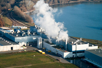 Luftbild von Papierfabrik Palm im Industriegebiet Oberwald in Wörth am Rhein im Bundesland Rheinland-Pfalz, Deutschland