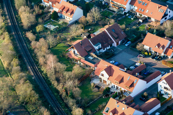 Stadtnahes Wohnen, Im Kirschgarten in Kandel im Bundesland Rheinland-Pfalz, Deutschland