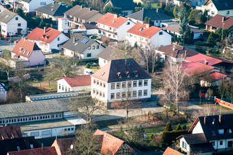Grundschule in Freckenfeld im Bundesland Rheinland-Pfalz, Deutschland