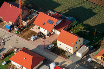 Seltzer Ring im Ortsteil Kleinsteinfeld in Niederotterbach im Bundesland Rheinland-Pfalz, Deutschland von oben