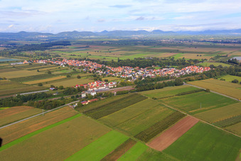 Luftbild von Bahnhof Winden(Pfalz) im Bundesland Rheinland-Pfalz, Deutschland