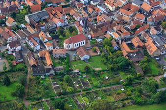 Luftbild von Kathol. Kirche von Norden in Steinweiler im Bundesland Rheinland-Pfalz, Deutschland