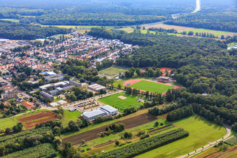 Bienwaldhalle, Integrierte Gesamtschule Kandel und Bienwaldstadion im Bundesland Rheinland-Pfalz, Deutschland