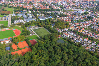 Tennisclub, Integrierte Gesamtschule Kandel und Bienwaldstadion im Bundesland Rheinland-Pfalz, Deutschland