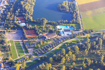 Rheinhalle und Freibad Ketsch sowie Tennis-Club Ketsch e.V im Bundesland Baden-Württemberg, Deutschland