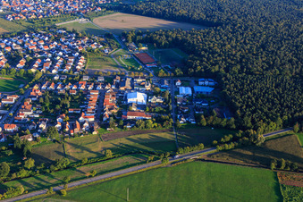 Industriegebiet Am Bauernwald in Rheinzabern im Bundesland Rheinland-Pfalz, Deutschland