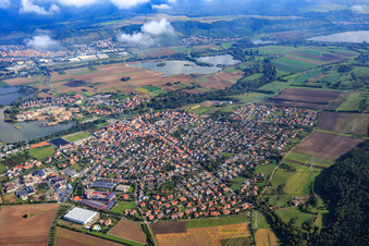 Ortsansicht am Alten Main von Südwesten in Sand am Main im Bundesland Bayern, Deutschland