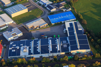 Industriegebiet Große Ahlmühle aus Westen mit RelineEurope GmbH und X2E System Engineering GmbH in Rohrbach im Bundesland Rheinland-Pfalz, Deutschland