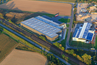 Industriegebiet Große Ahlmühle aus Westen mit Eichenlaub Logistik GmbH in Rohrbach im Bundesland Rheinland-Pfalz, Deutschland