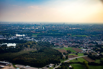 Luftbild von Straßburg von Norden in Hœnheim im Bundesland Bas-Rhin, Frankreich
