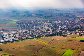 Luftaufnahme von Vendenheim im Bundesland Bas-Rhin, Frankreich
