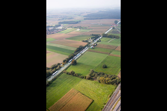 Drohnenaufname von Vendenheim im Bundesland Bas-Rhin, Frankreich