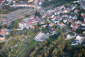 Drohnenbild von Bischwiller im Bundesland Bas-Rhin, Frankreich