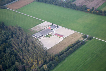 Bischwiller im Bundesland Bas-Rhin, Frankreich aus der Vogelperspektive