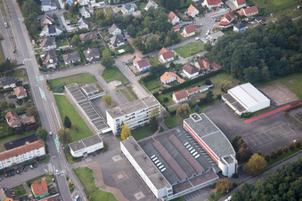 Drohnenaufname von Bischwiller im Bundesland Bas-Rhin, Frankreich