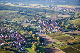 Luftbild von Ortsteil Billigheim in Billigheim-Ingenheim im Bundesland Rheinland-Pfalz, Deutschland