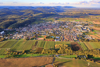 Stadtübersicht aus Süden in Bad Bergzabern im Bundesland Rheinland-Pfalz, Deutschland