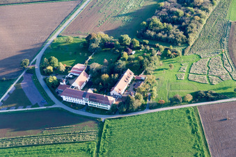 Schrägluftbild von Werkstatt für betreutes Wohnen Werkstatt für verborgene Talente gemeinnützige GmbH im Haftelhof in Schweighofen im Bundesland Rheinland-Pfalz, Deutschland