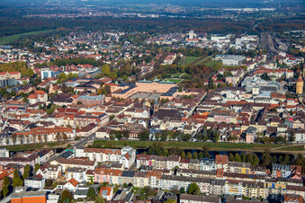 Luftbild von Schlossstr in Rastatt im Bundesland Baden-Württemberg, Deutschland