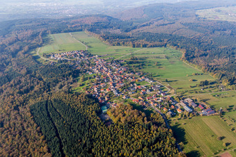 Luftbild von Ortsteil Freiolsheim in Gaggenau im Bundesland Baden-Württemberg, Deutschland